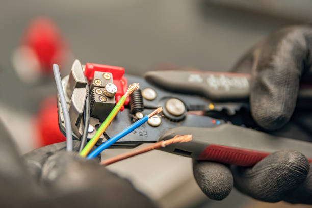 Best Local Electrician Companies  in Valley Falls, KS